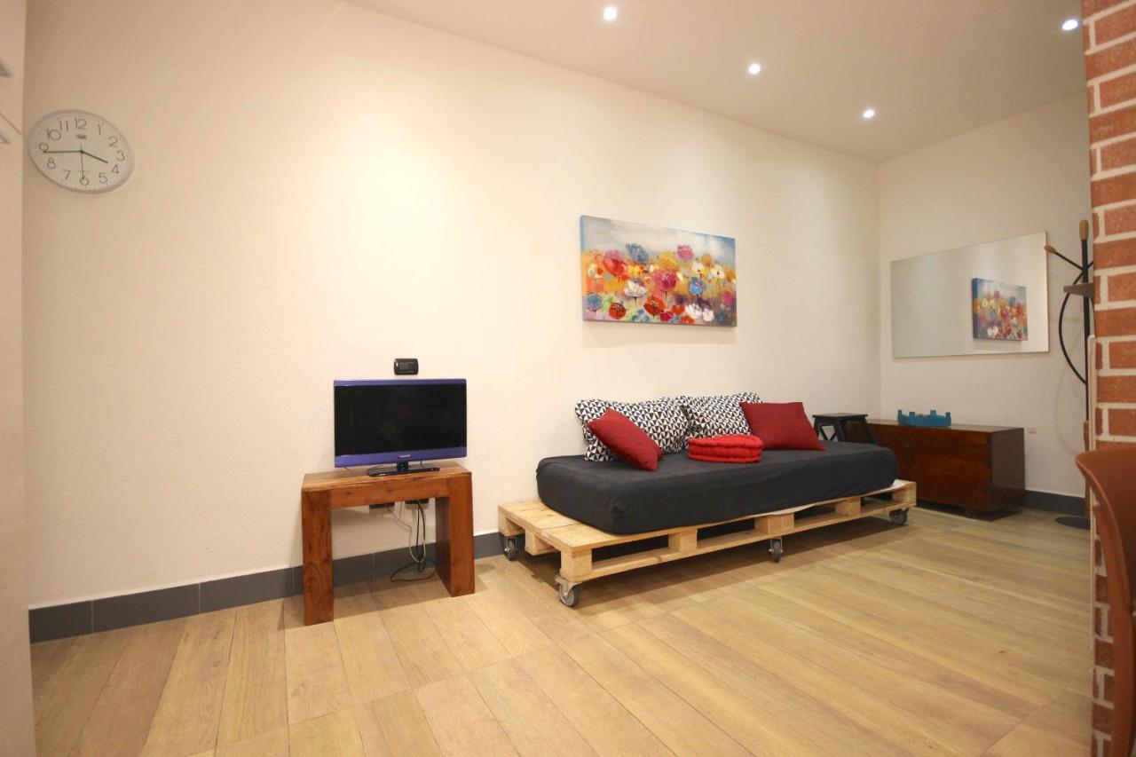 Case Vr Holiday Happy House Verona Bagian luar foto