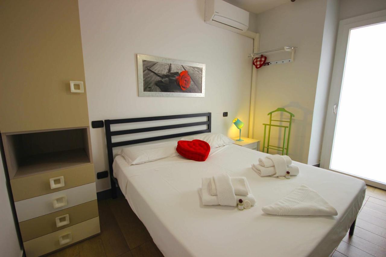 Case Vr Holiday Happy House Verona Bagian luar foto