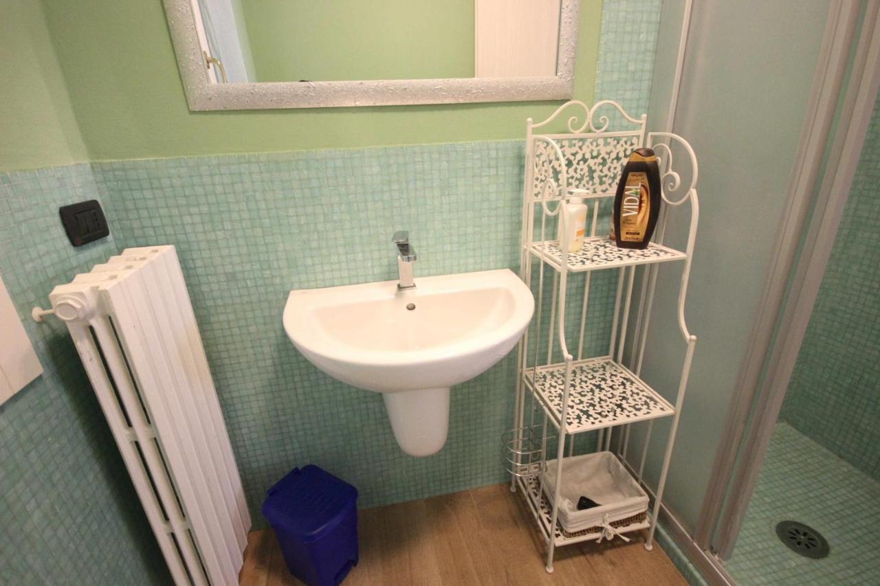 Case Vr Holiday Happy House Verona Bagian luar foto